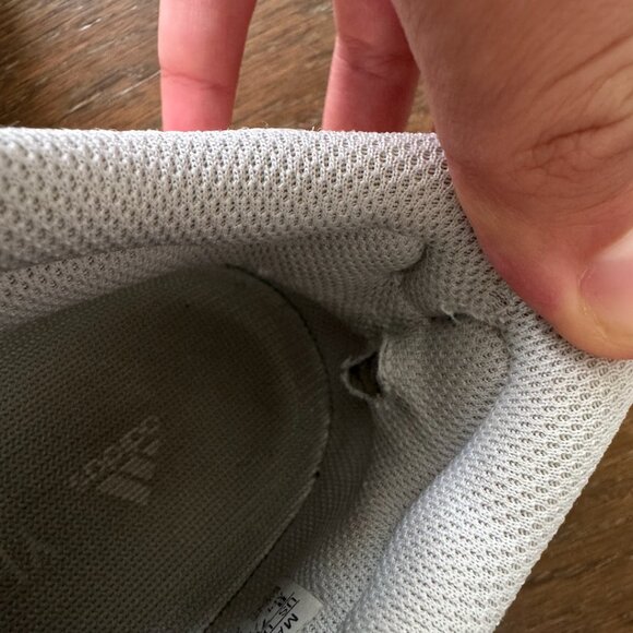 adidas Yeezy Boost 700 - Analog - Picture 3 of 9